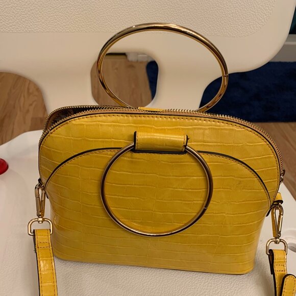 NWOT Ring-handled, Crossbody Small Dome Satchel - Picture 6 of 13